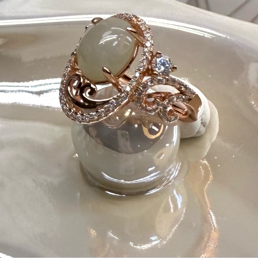 RJD1 Handmade Natural GRADE A “Mutton Fat Jade” Jadeite Ring 18K Rose Gold S925
